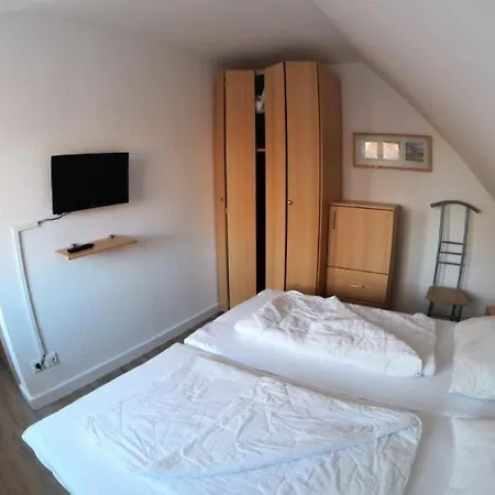 Seepark Burhave 10 *