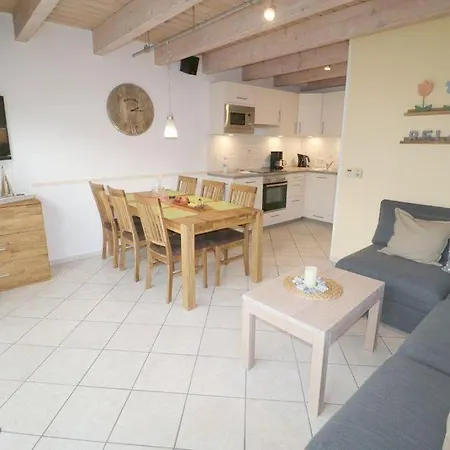 Dom wakacyjny Seepark Burhave 10 *